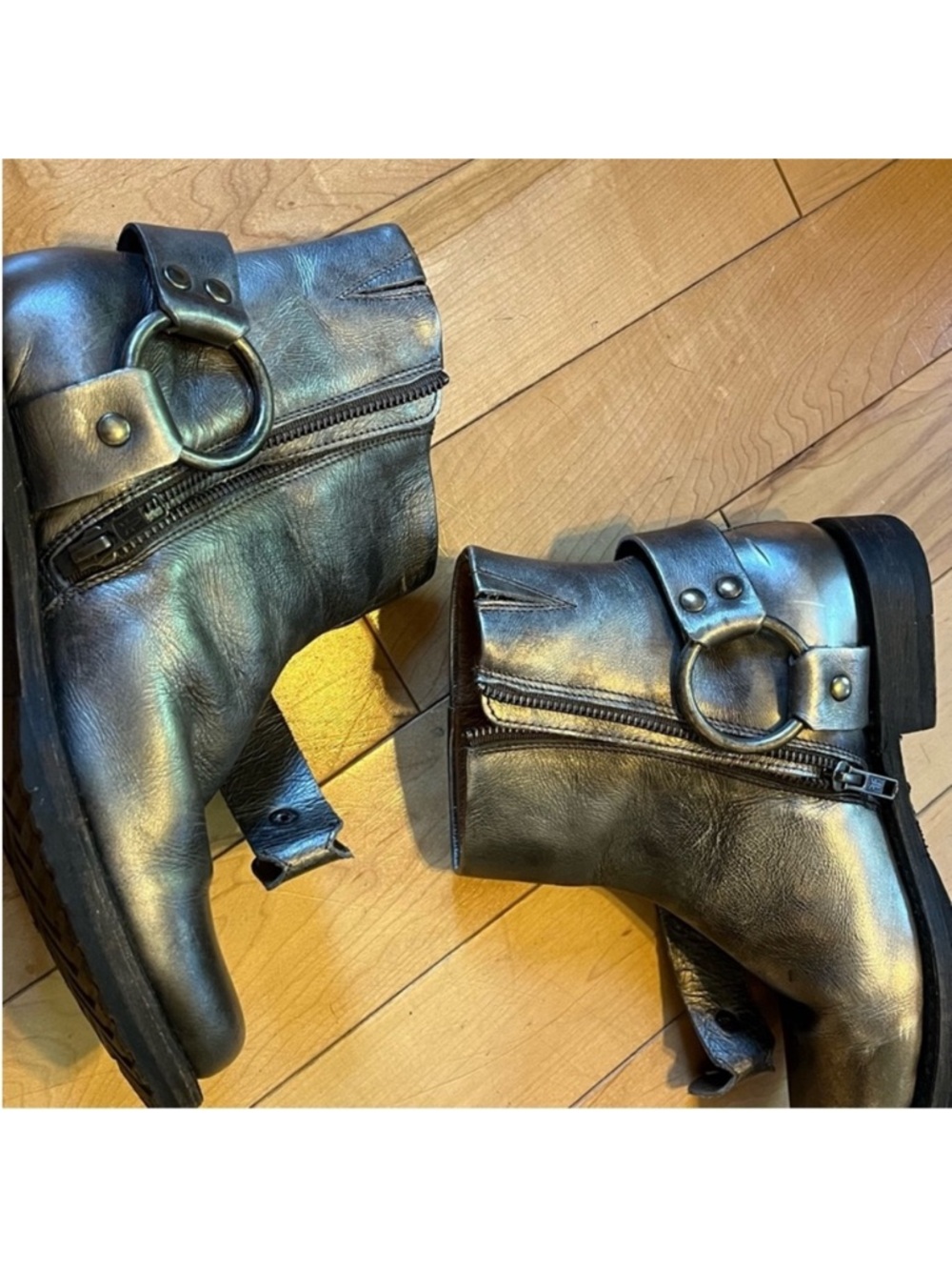 Frye Veronica Harness Silver Leather Ankle Boots size seven (7) - Picture 8 of 12